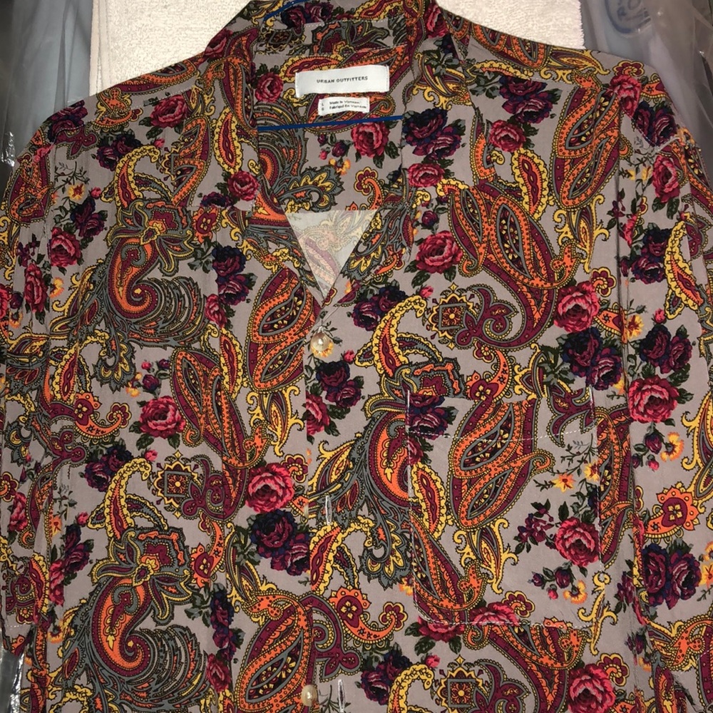 Urban outfitters rayon button down short sleeve